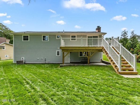 64 Amherst Place, Stamford CT 06902