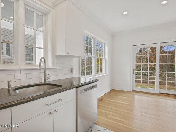 147 Holly Hill Lane, Greenwich CT 06830