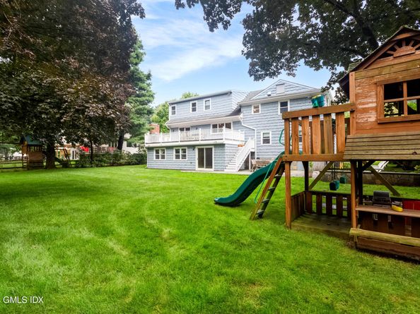 18 Shady Brook Lane, Old Greenwich CT 06870