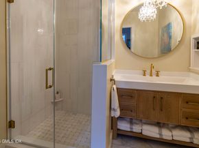 546 Lake Avenue, Greenwich CT 06830