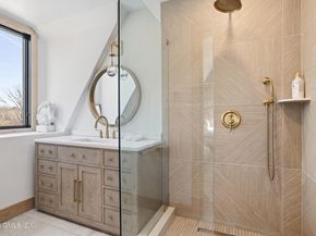 546 Lake Avenue, Greenwich CT 06830