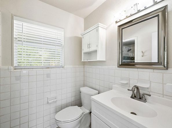 4701 Sylvandale Dr 1, Austin TX 78745