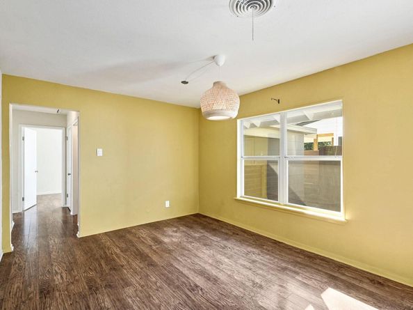 4701 Sylvandale Dr 1, Austin TX 78745