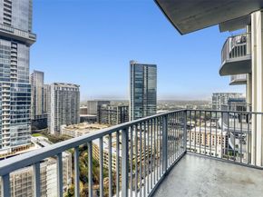 360 Nueces ST 2004, Austin TX 78701