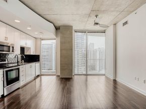360 Nueces ST 2004, Austin TX 78701