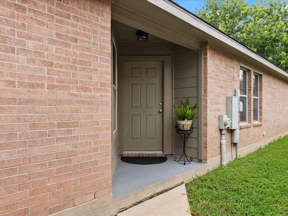 11225 Autumn Ash DR, Manchaca TX 78652