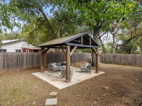 5108 Emerald Forest DR, Austin TX 78745