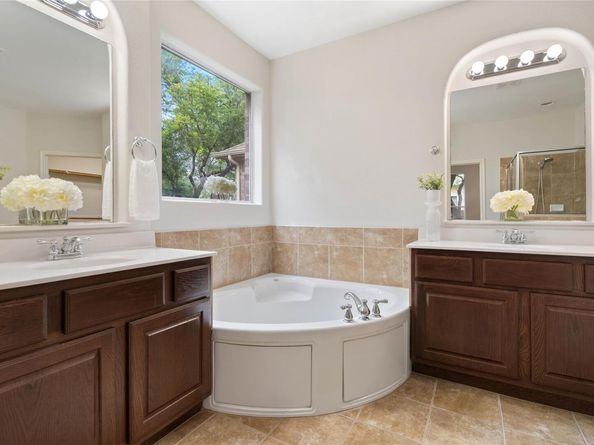 7508 Jaborandi DR, Austin TX 78739