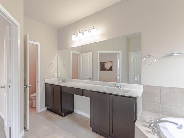 632 Schefer ST, Leander TX 78641