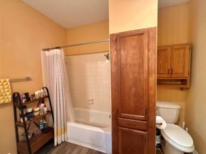 915 W 23rd ST 206, Austin TX 78705