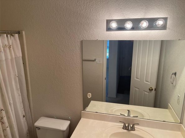 1510 Amarylis DR, Pflugerville TX 78660