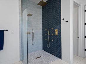 418 Venture BLVD S, Point Venture TX 78645