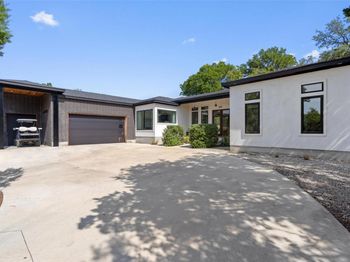 418 Venture BLVD S