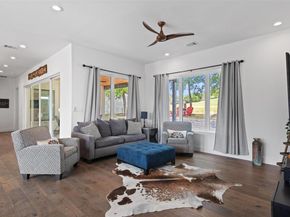 418 Venture BLVD S, Point Venture TX 78645