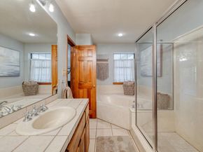 202 Ridgewood Dr, Georgetown TX 78628