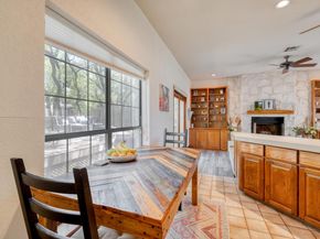 202 Ridgewood Dr, Georgetown TX 78628