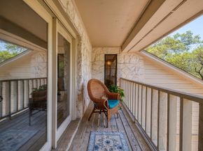 202 Ridgewood Dr, Georgetown TX 78628