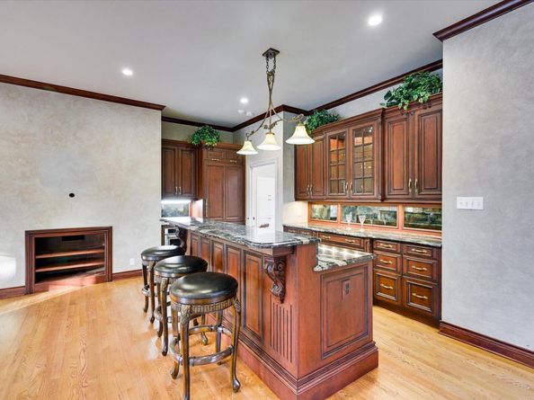 9405 Leaning Rock CIR, Austin TX 78730
