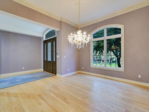 9405 Leaning Rock CIR, Austin TX 78730