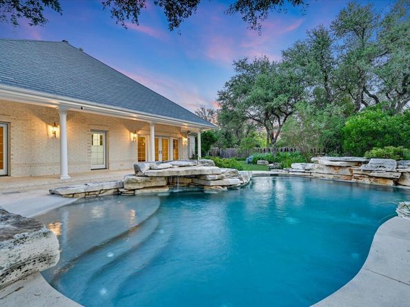 9405 Leaning Rock CIR, Austin TX 78730
