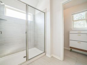 14300 McCoy LOOP 21, Austin TX 78717