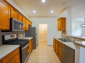 1520 Darjeeling DR, Pflugerville TX 78660