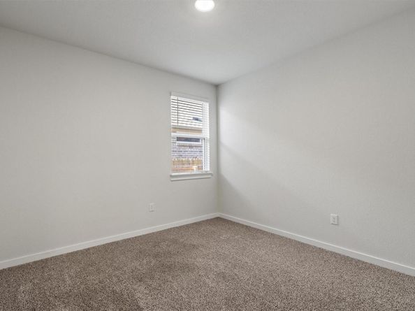 416 Deerpath ST, Leander TX 78641