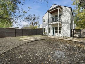 2811 Garwood Unit B ST B, Austin TX 78702