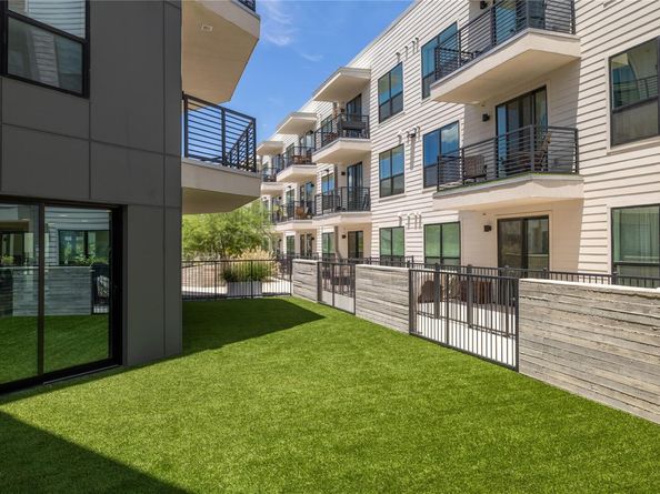 1701 Simond Ave 312, Austin TX 78723