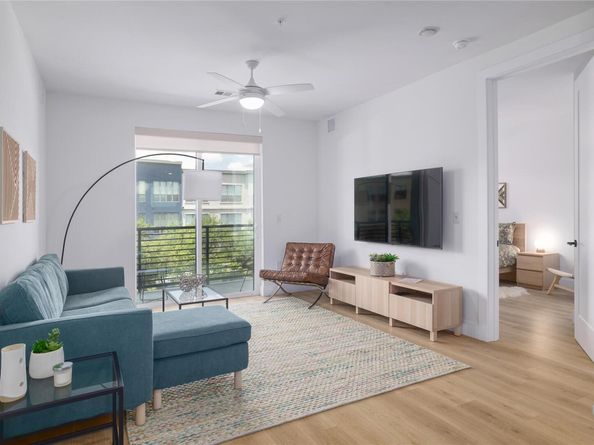 1701 Simond Ave 312, Austin TX 78723