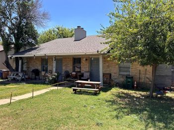 2013 E Stassney LN