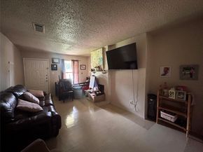 2013 E Stassney LN, Austin TX 78744