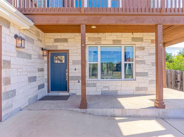410 Summit Ridge DR N, Point Venture TX 78645