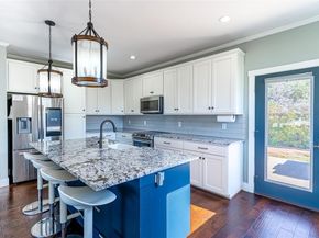 410 Summit Ridge DR N, Point Venture TX 78645