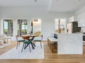 8009 Flintlock CIR, Lago Vista TX 78645