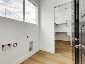 8009 Flintlock CIR, Lago Vista TX 78645