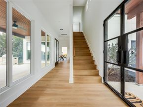 8009 Flintlock CIR, Lago Vista TX 78645