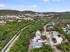 8009 Flintlock CIR, Lago Vista TX 78645