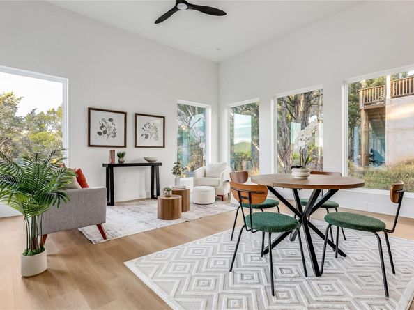 8009 Flintlock CIR, Lago Vista TX 78645