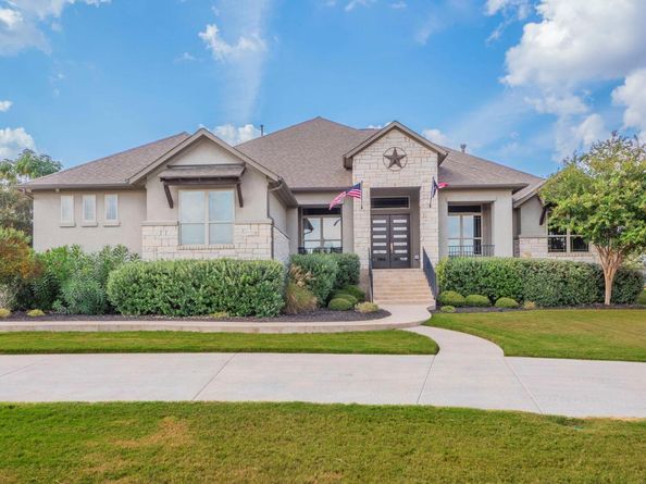 205 Standing Oak DR, Georgetown TX 78633
