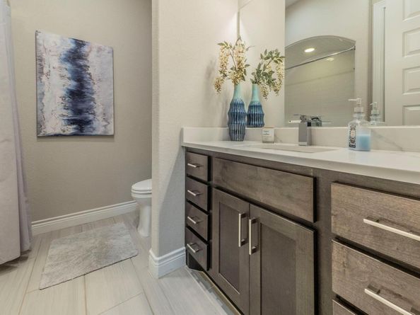 205 Standing Oak DR, Georgetown TX 78633