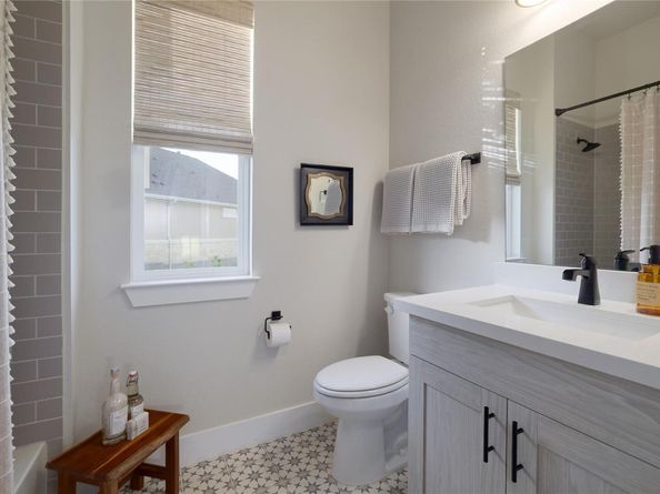 781 Faith DR, Liberty Hill TX 78642