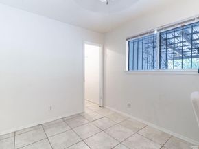 1106 Saucedo ST, Austin TX 78721