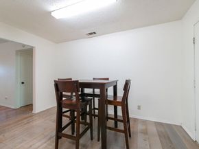 1106 Saucedo ST, Austin TX 78721