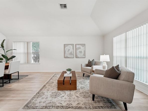 2213 Zoa DR, Cedar Park TX 78613