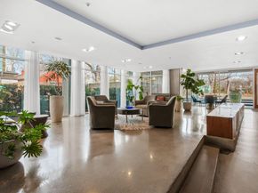210 Lee Barton DR 308, Austin TX 78704