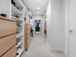 210 Lee Barton DR 308, Austin TX 78704