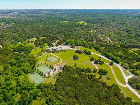 6507 Velvet Leaf LN, Buda TX 78610