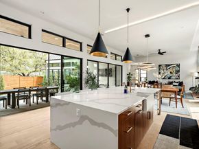 2116 Kenwood Ave, Austin TX 78704
