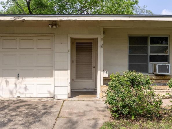 1102 Southwood RD, Austin TX 78704
